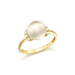 Pearl and Diamond Ring