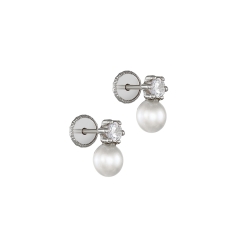 Pearl earrings