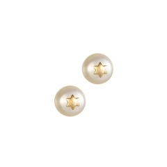 Pearl earrings