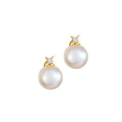 Pearl earrings